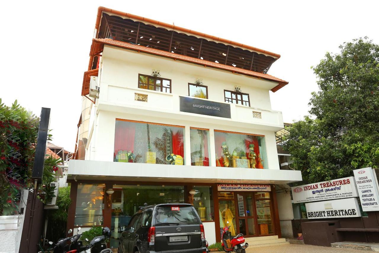 首都o 37763明亮传统酒店 Kochi 外观 照片